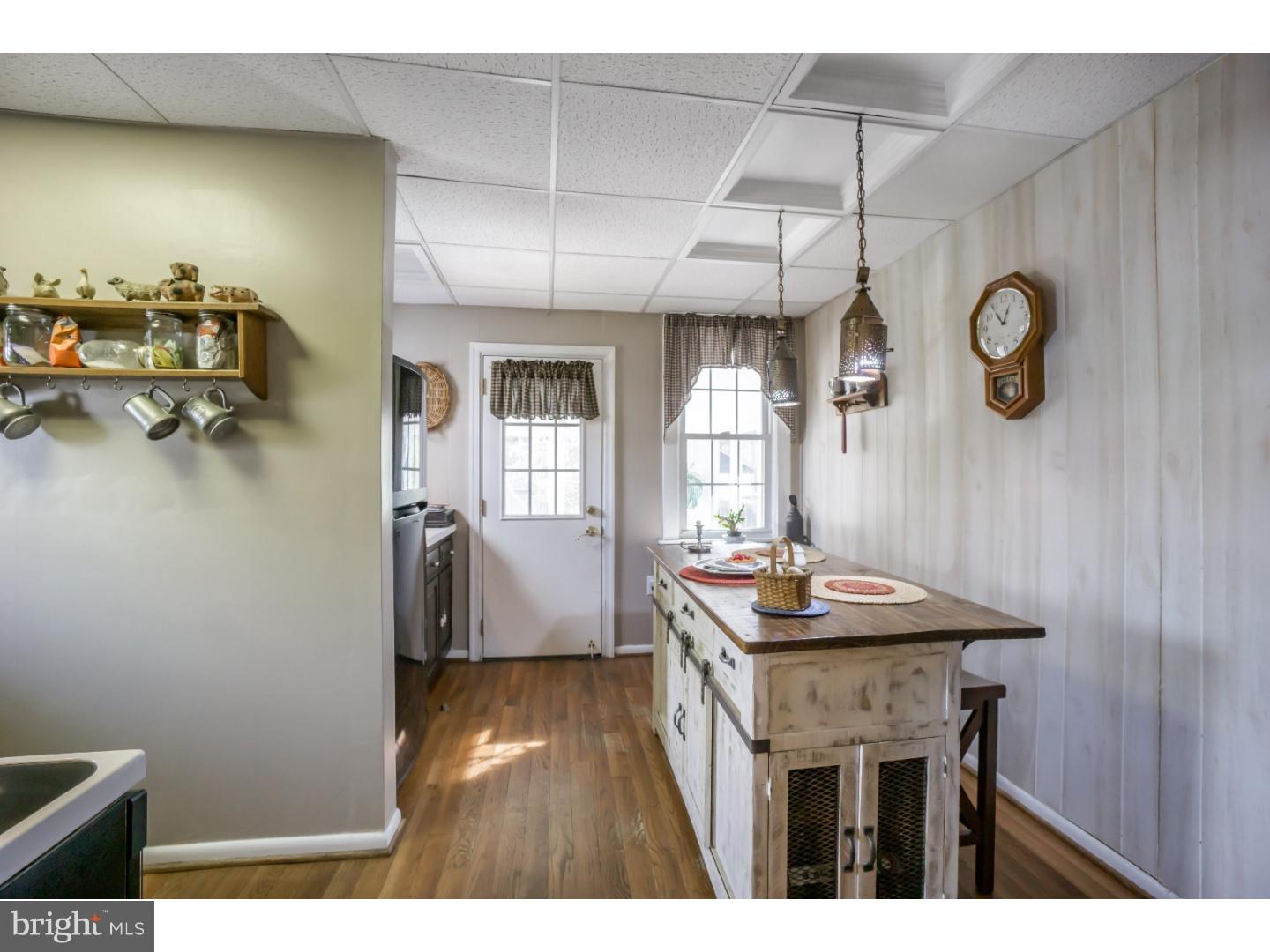 335 Spring Road Havertown, PA 19083 - Photo 14 of 24 Kitchen