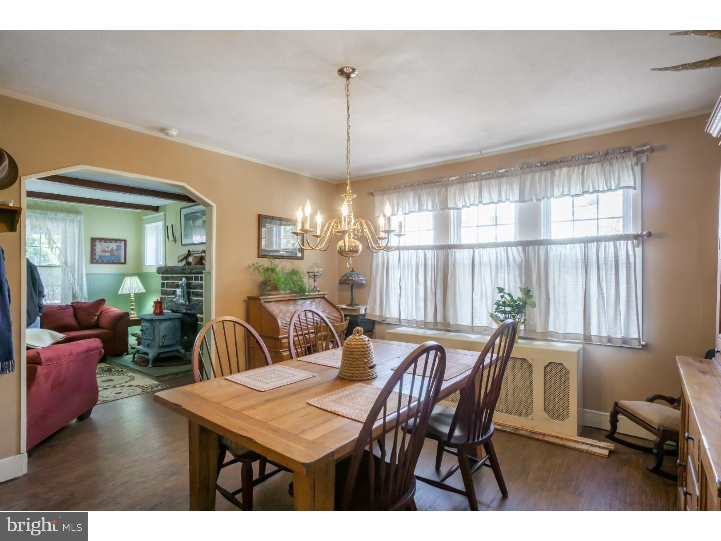 335 Spring Road Havertown, PA 19083 - Photo 8 of 24 Dining Room