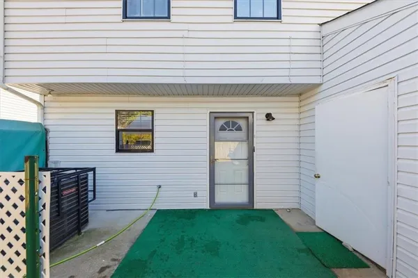 $220,000 | 3682 Stephanie Court, Powder Springs, GA 30127