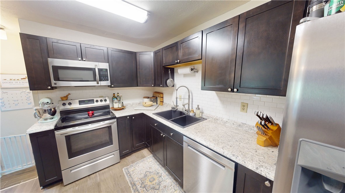 621 Poland Road Danville, IL 61834 - Photo 27 of 39 Gallery Image 27