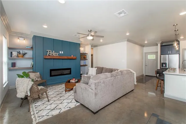 $325,000 | 21266 Weinberger Road, Ponchatoula, LA 70454