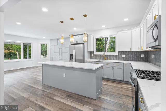 $424,900 | 97 Erial Road, Clementon, NJ 08021