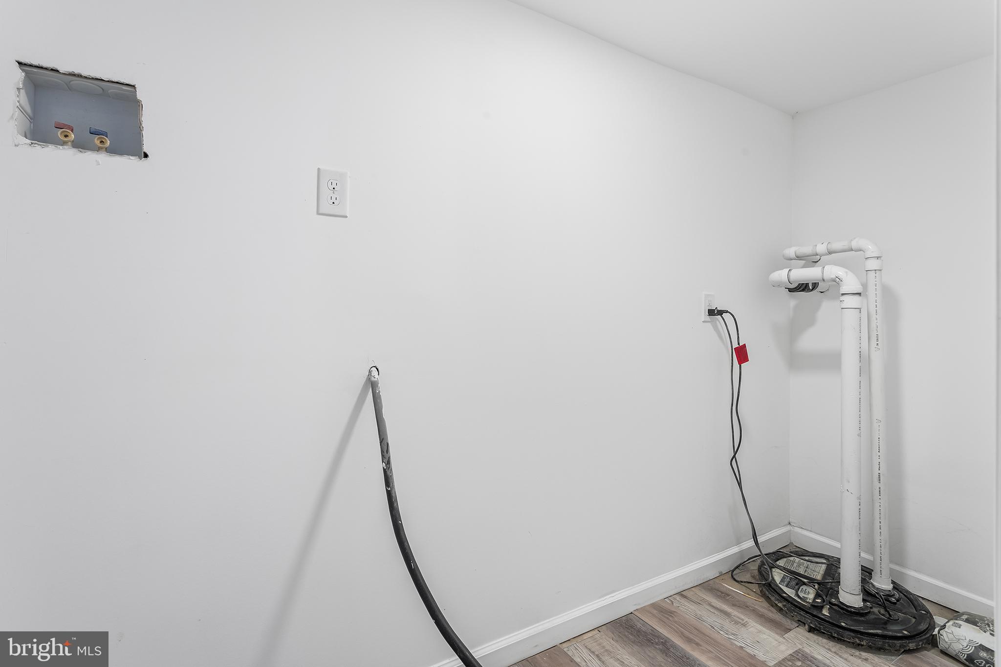 97 Erial Road Clementon, NJ 08021 - Photo 43 of 48 a room with a shower