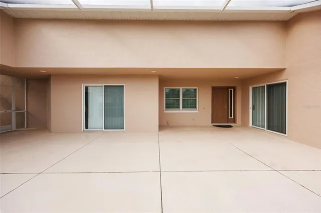 $299,900 | 17645 Southeast 117th Circle, Summerfield, FL 34491