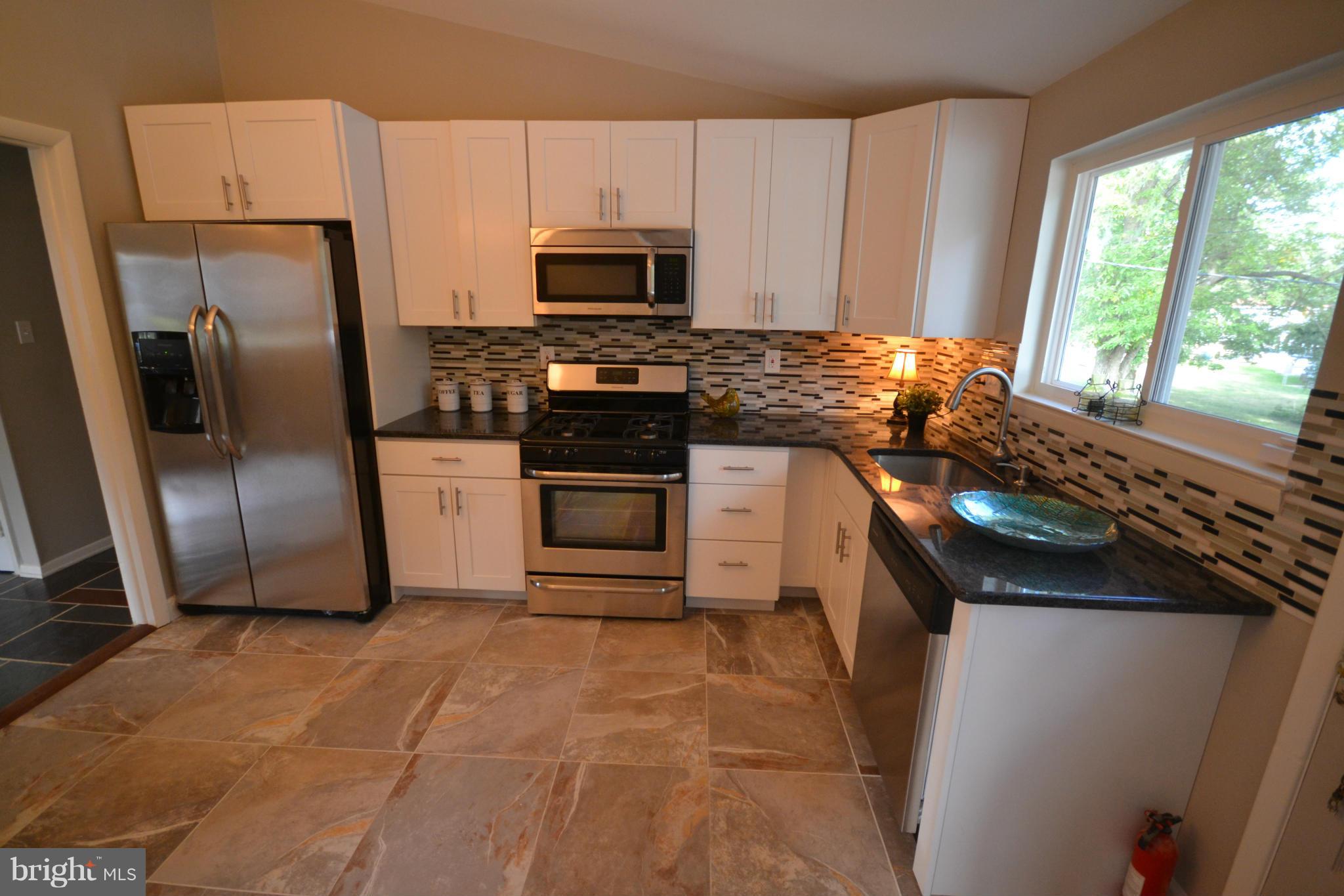7424 Kathydale Road Baltimore, MD 21208 - Photo 6 of 14 Kitchen