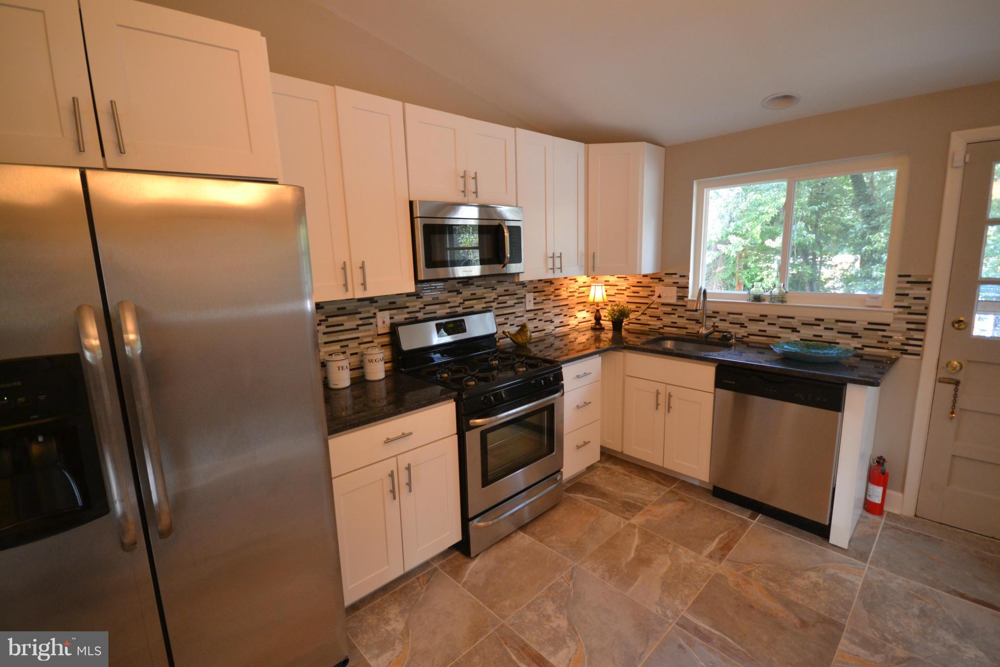 7424 Kathydale Road Baltimore, MD 21208 - Photo 7 of 14 Kitchen