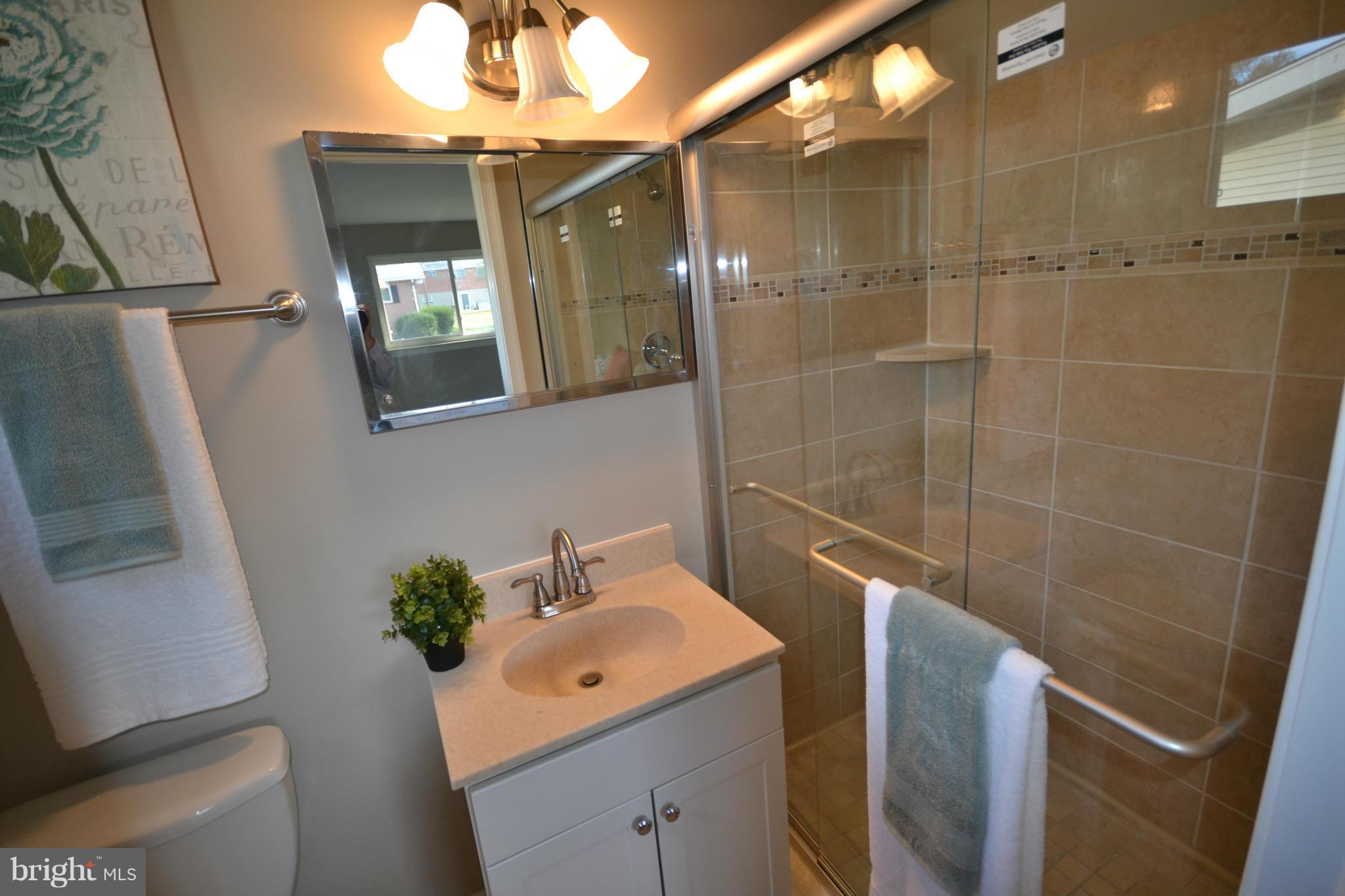 7424 Kathydale Road Baltimore, MD 21208 - Photo 10 of 14 Bath