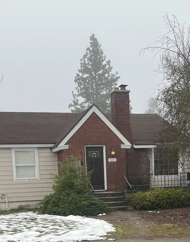 $380,000 | 2821 West Longfellow Avenue, Spokane, WA 99205