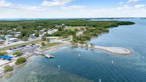 $799,000 | 102 Harry Harris Drive, Tavernier, FL 33070