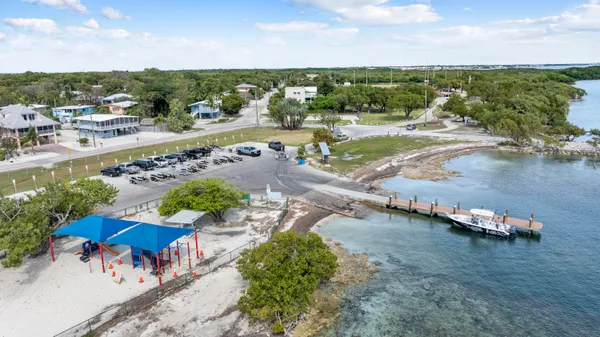 $799,000 | 102 Harry Harris Drive, Tavernier, FL 33070