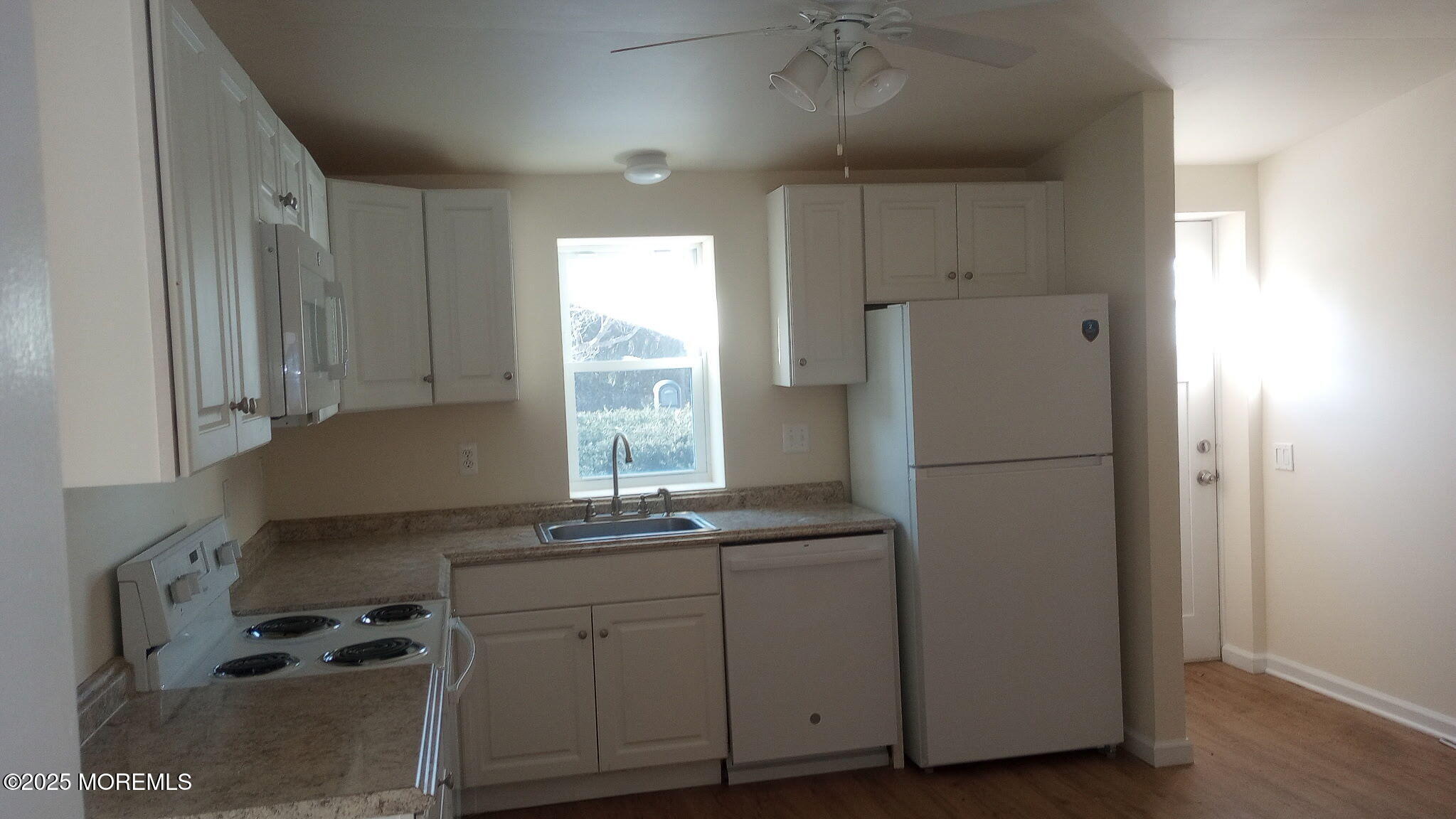 179 Havens Bridge Road Freehold, NJ 07728 - Photo 2 of 13 431915640