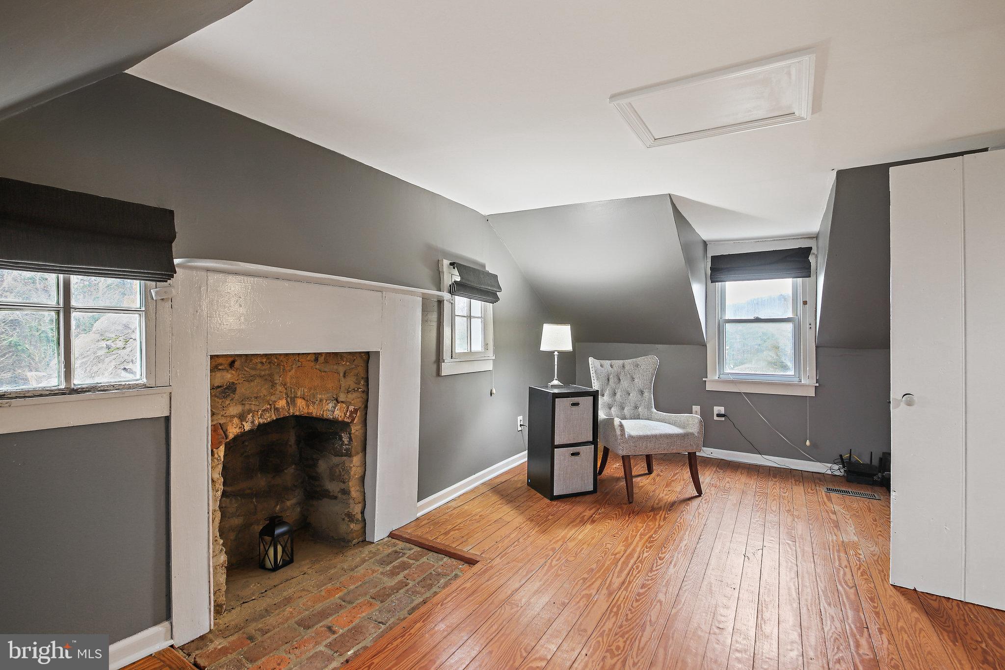 7 Rhododendron Lane Castleton, VA 22716 - Photo 23 of 68