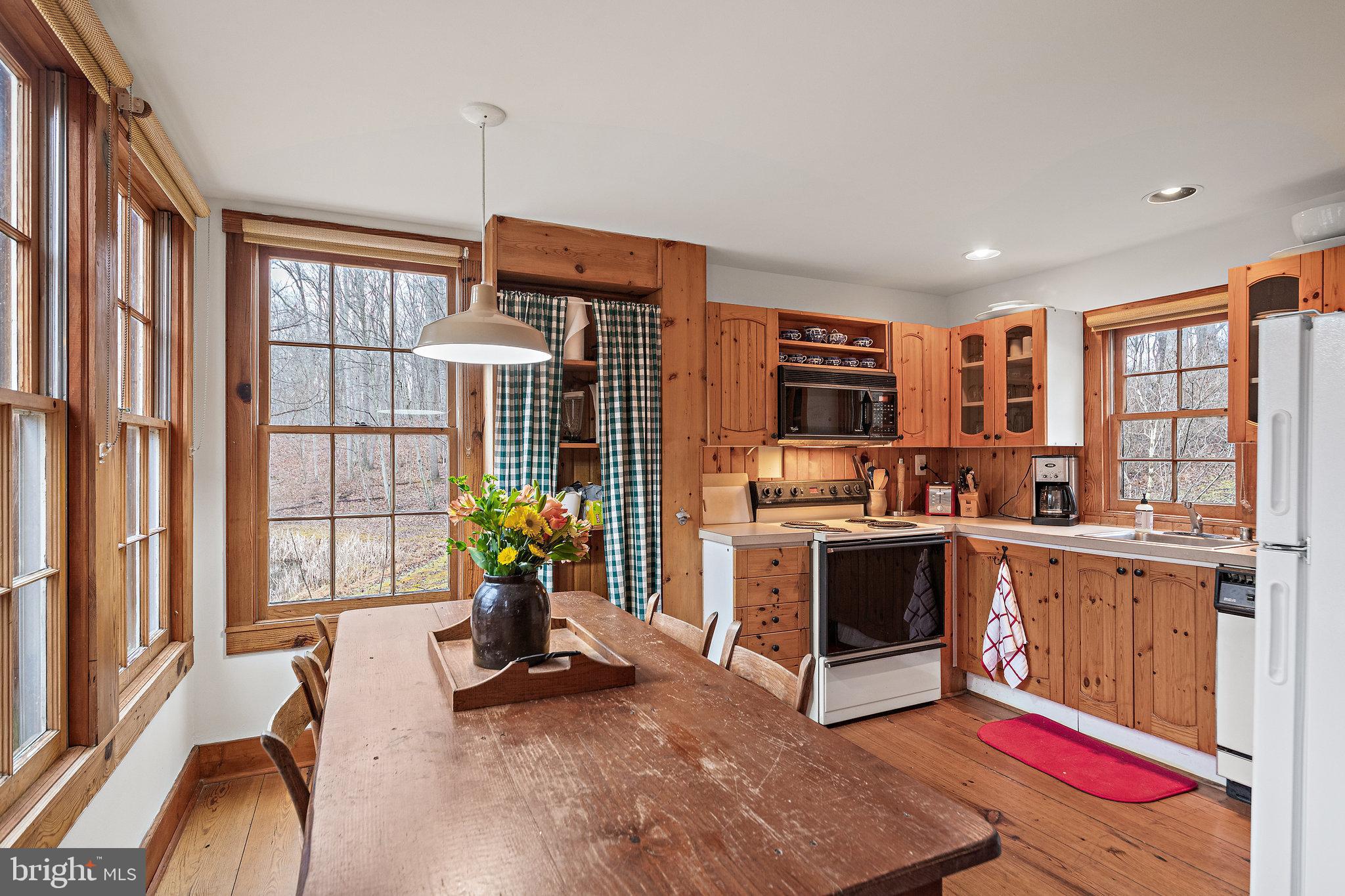 7 Rhododendron Lane Castleton, VA 22716 - Photo 44 of 68