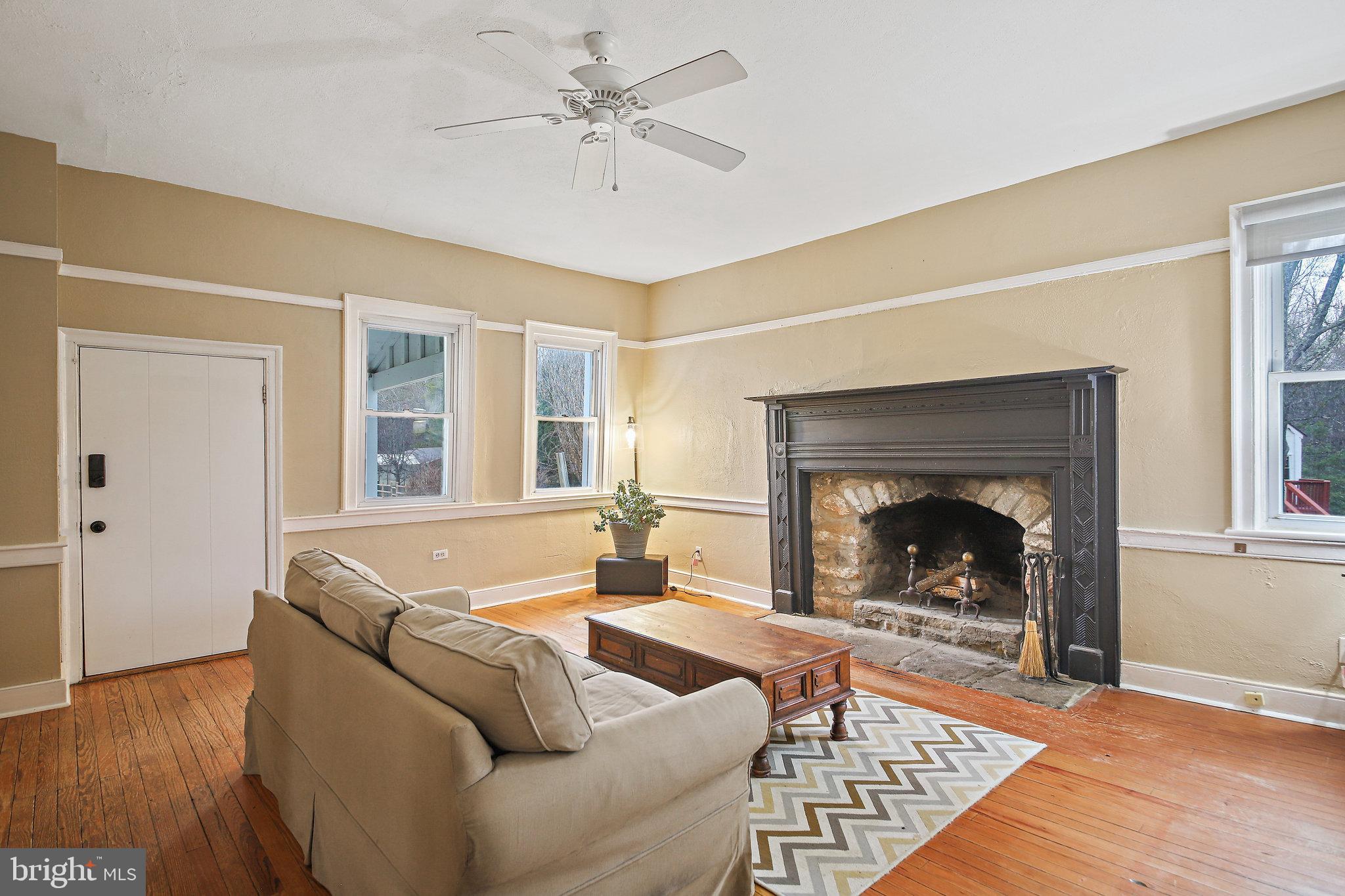 7 Rhododendron Lane Castleton, VA 22716 - Photo 8 of 68