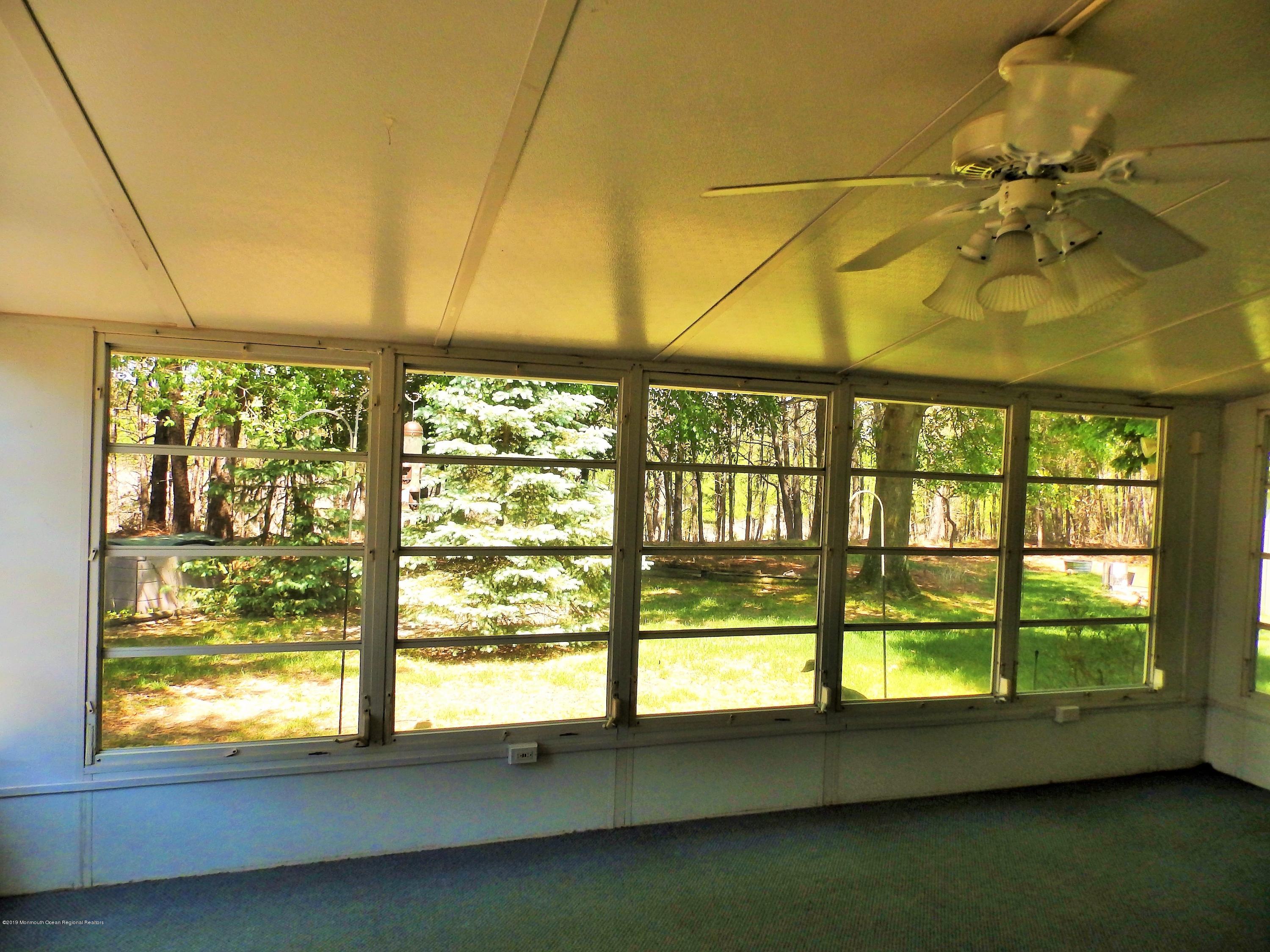 29 Oakfield Road Toms River, NJ 08757 - Photo 8 of 30 P1010110