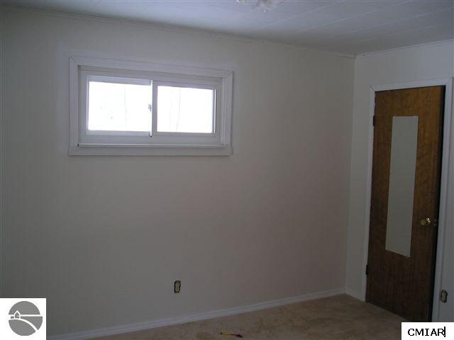 246 South Leaton Road Mount Pleasant, MI 48858 - Photo 5 of 9 1771279-4.JPG