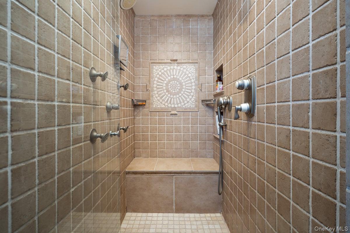 100 Byron Road Merrick, NY 11566 - Photo 17 of 50