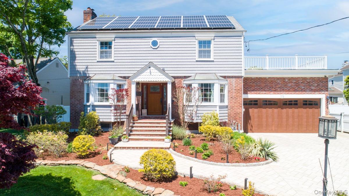 100 Byron Road Merrick, NY 11566 - Photo 2 of 50