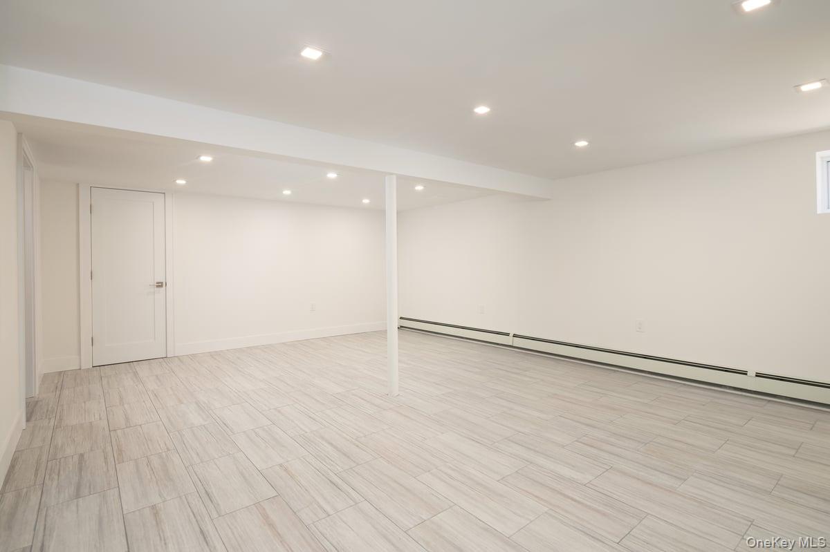 100 Byron Road Merrick, NY 11566 - Photo 26 of 50