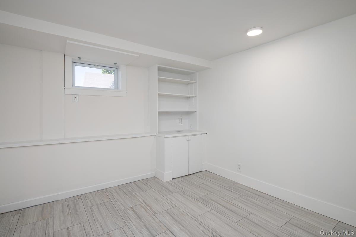 100 Byron Road Merrick, NY 11566 - Photo 28 of 50
