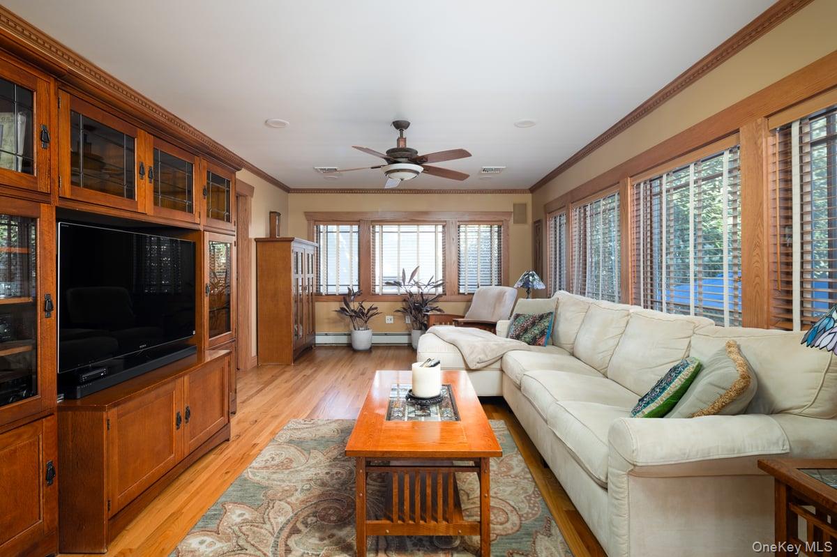 100 Byron Road Merrick, NY 11566 - Photo 6 of 50