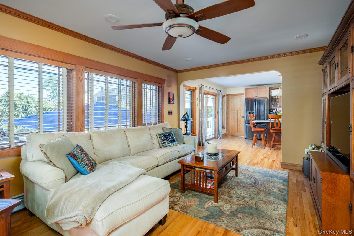 100 Byron Road Merrick, NY 11566 - Photo 7 of 50