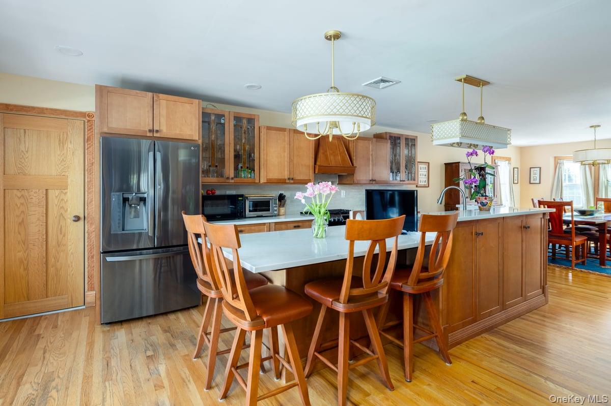 100 Byron Road Merrick, NY 11566 - Photo 8 of 50
