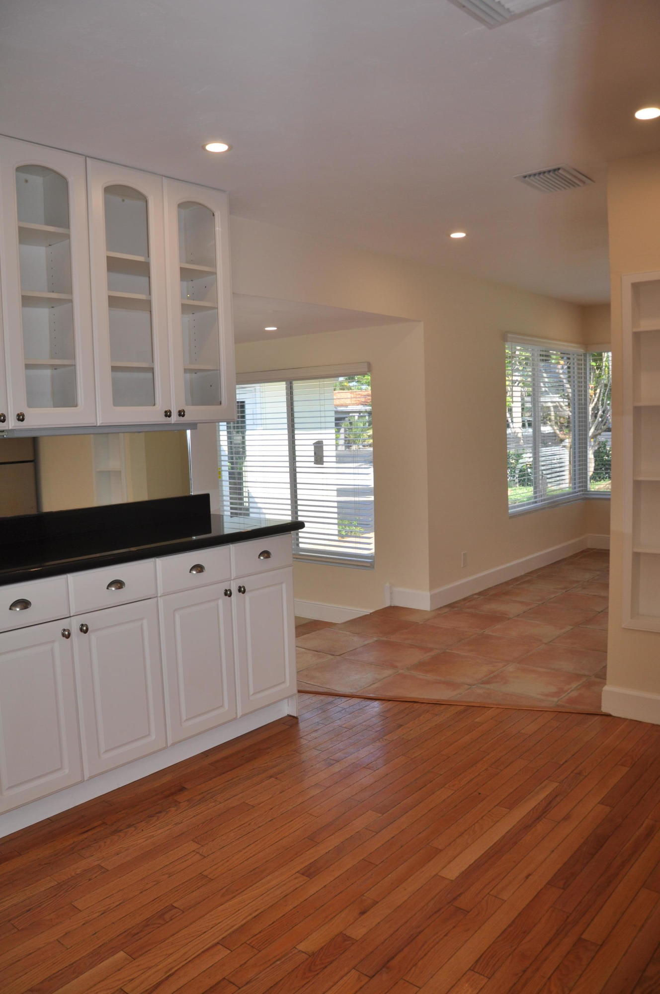 2001 Northeast 4th Way Boca Raton, FL 33431 - Photo 22 of 85 Kitchen