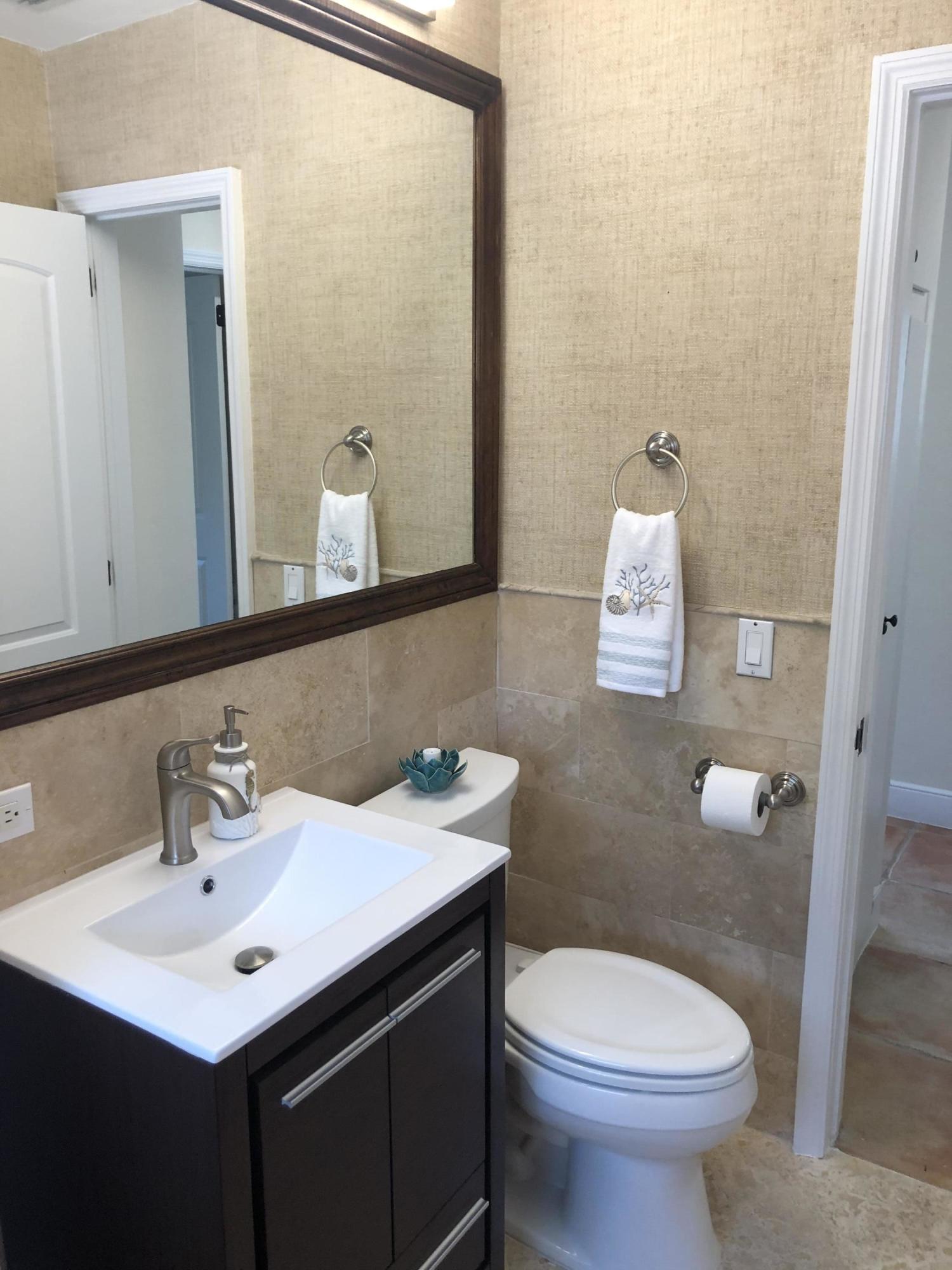 2001 Northeast 4th Way Boca Raton, FL 33431 - Photo 24 of 85 bathroom