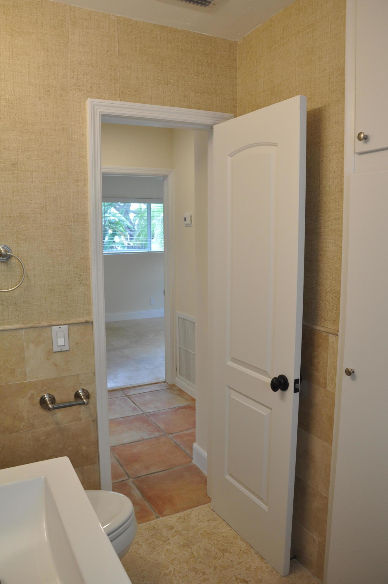 2001 Northeast 4th Way Boca Raton, FL 33431 - Photo 31 of 85 bathroom
