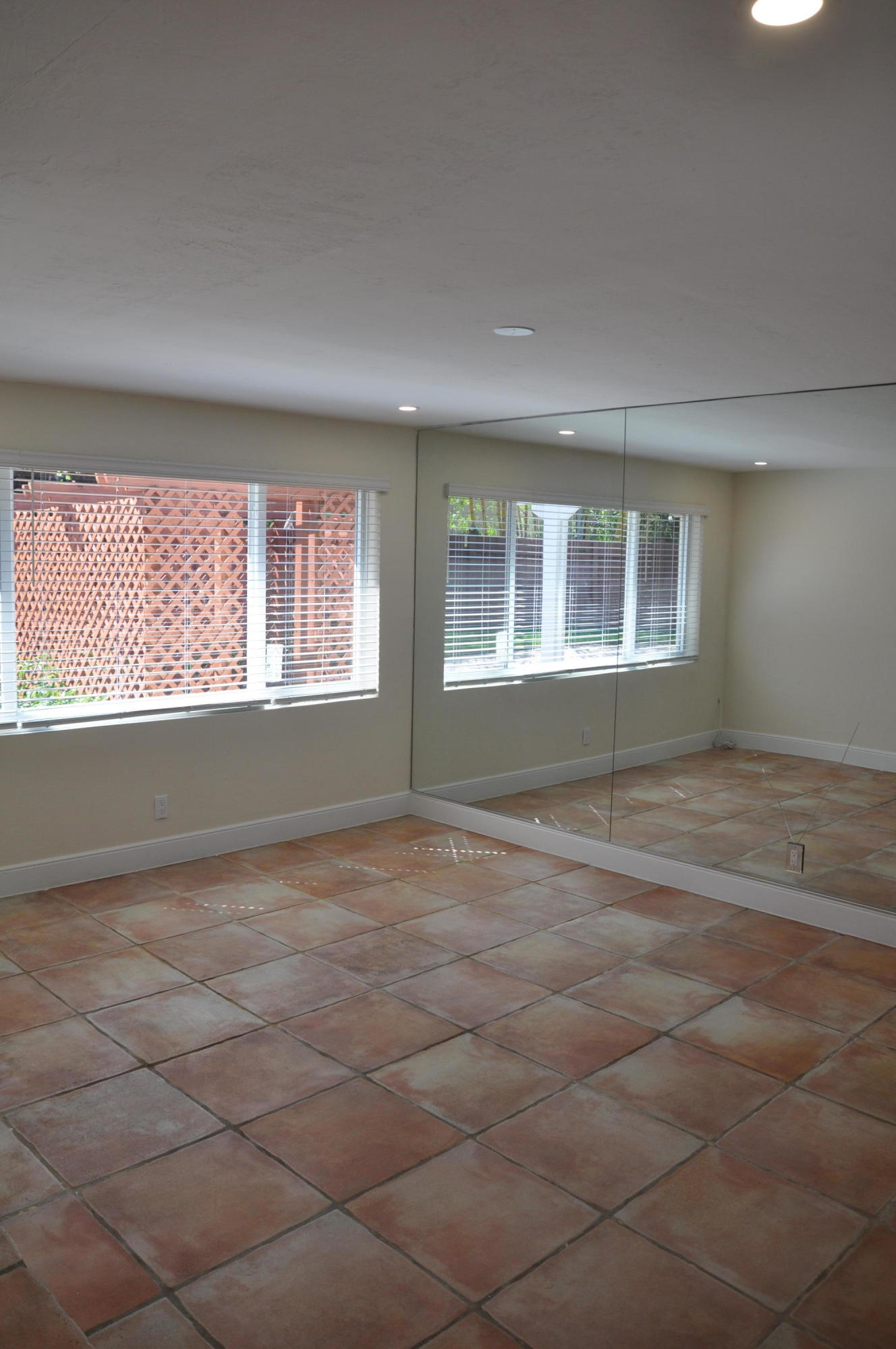 2001 Northeast 4th Way Boca Raton, FL 33431 - Photo 40 of 85 interior