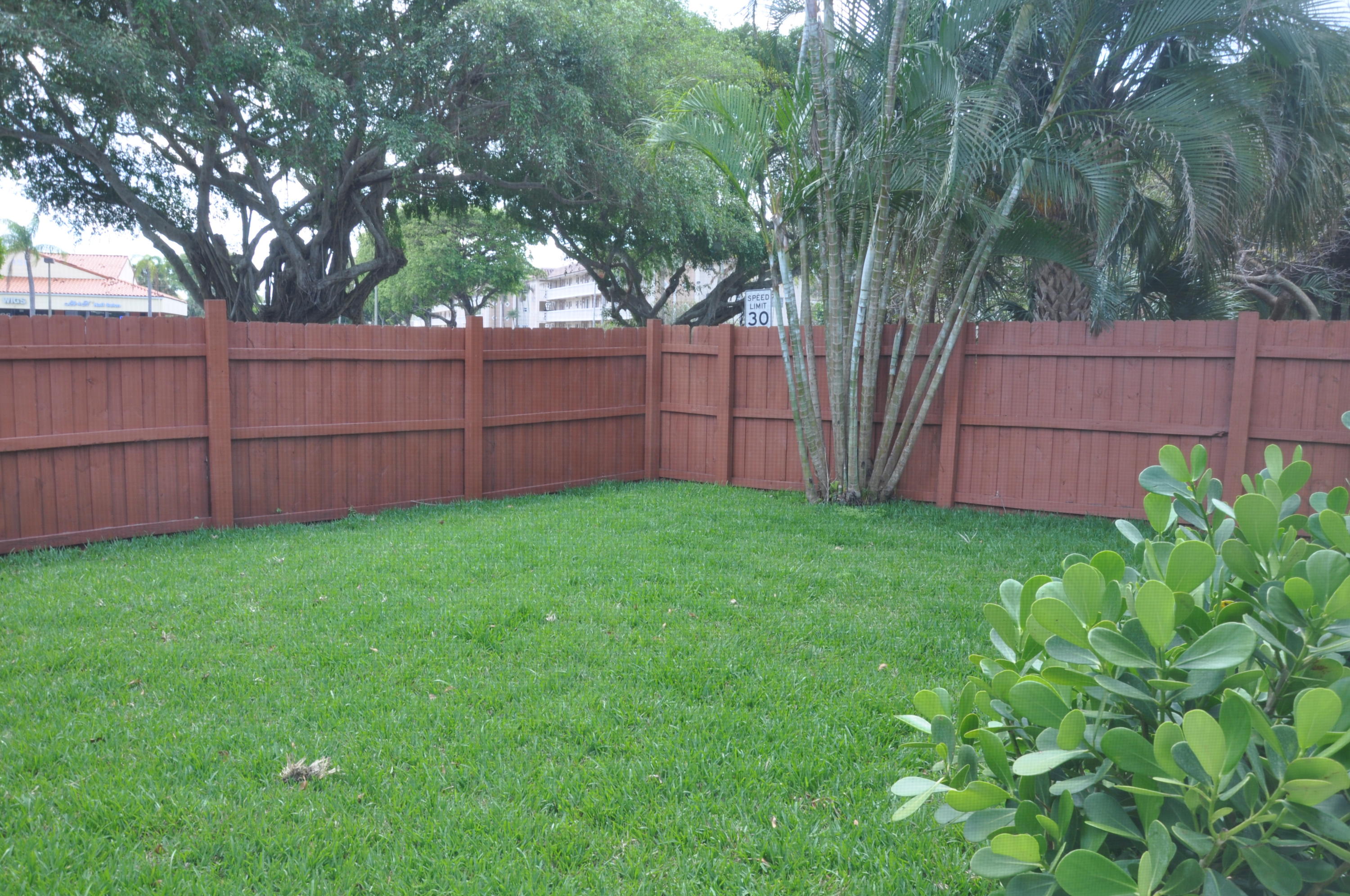 2001 Northeast 4th Way Boca Raton, FL 33431 - Photo 65 of 85 SW side yard, room for pool, boat or RV