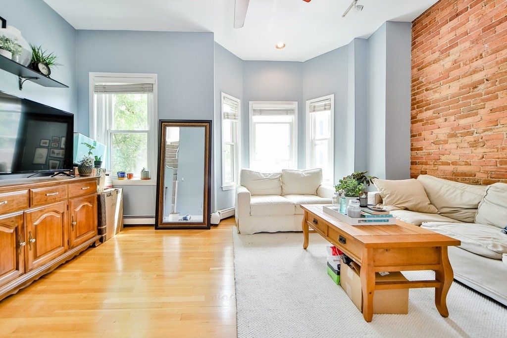 470 East 3rd Street, Unit 2 Boston, MA 02127 - Photo 2 of 11