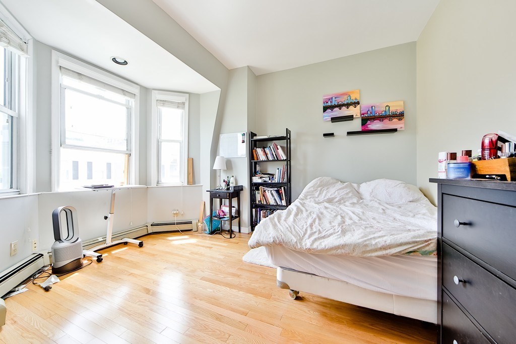 470 East 3rd Street, Unit 2 Boston, MA 02127 - Photo 5 of 11