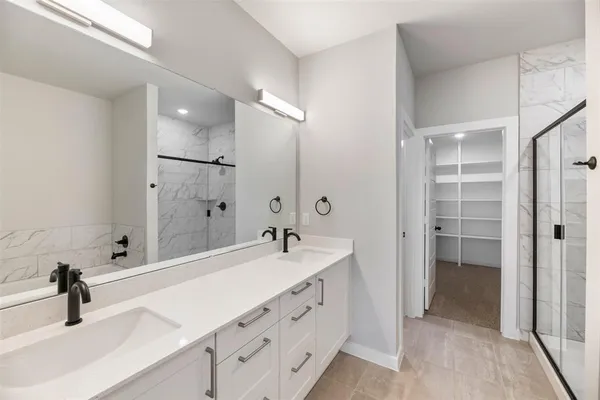 $2,325 | 4264 Clovis Street, Midlothian, TX 76065