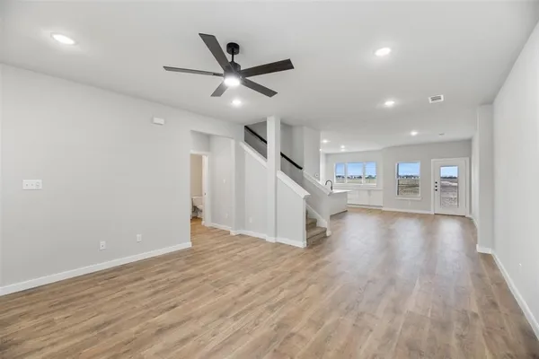 $2,325 | 4264 Clovis Street, Midlothian, TX 76065