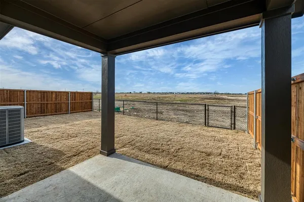 $2,325 | 4264 Clovis Street, Midlothian, TX 76065