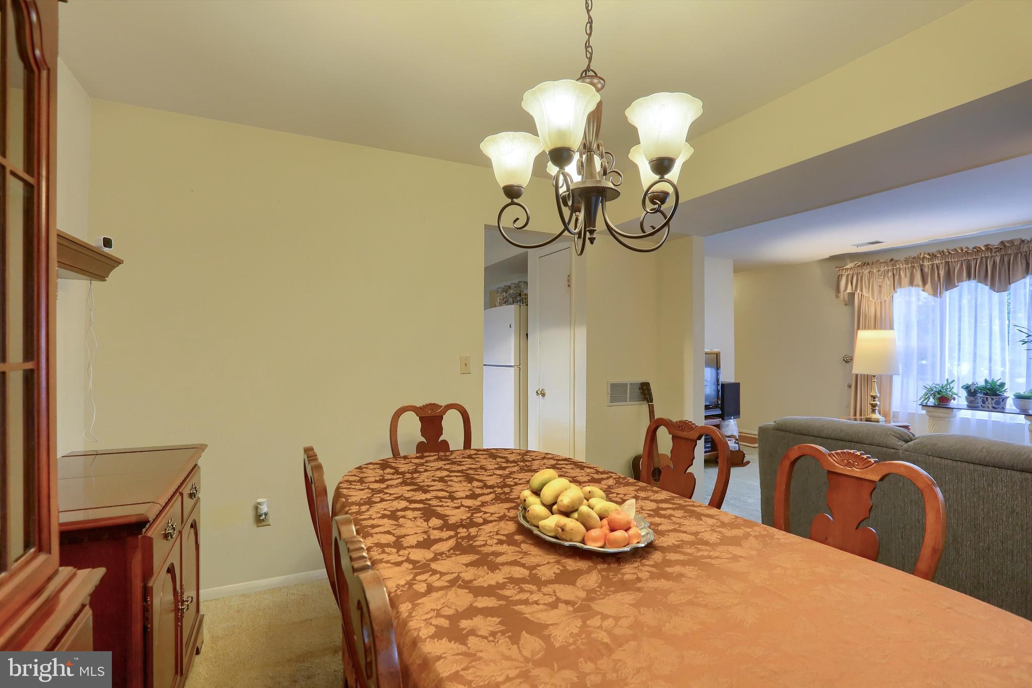 374 Hivner Road Harrisburg, PA 17111 - Photo 8 of 30 Gallery Image 8