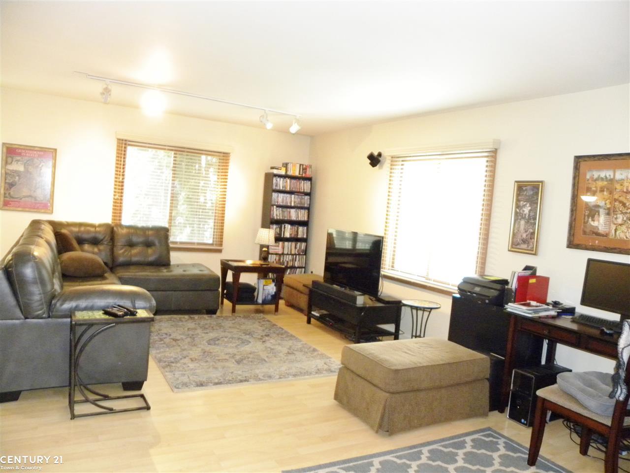 2179 Rochelle Park Drive, Unit 64 Rochester Hills, MI 48309 - Photo 4 of 25