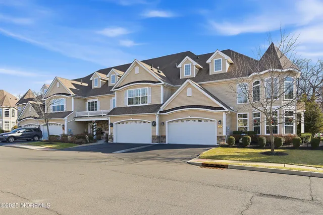 $799,000 | 24 Abbey Road, Tinton Falls, NJ 07753