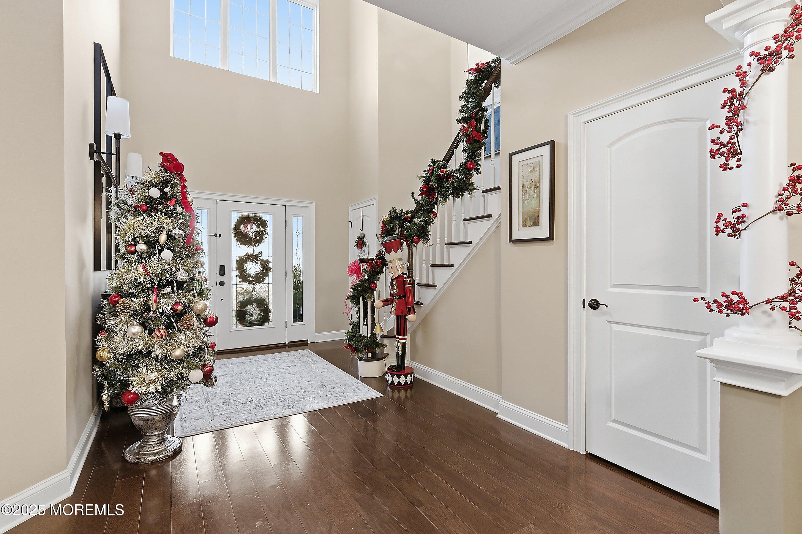24 Abbey Road Tinton Falls, NJ 07753 - Photo 5 of 52 Foyer 1B