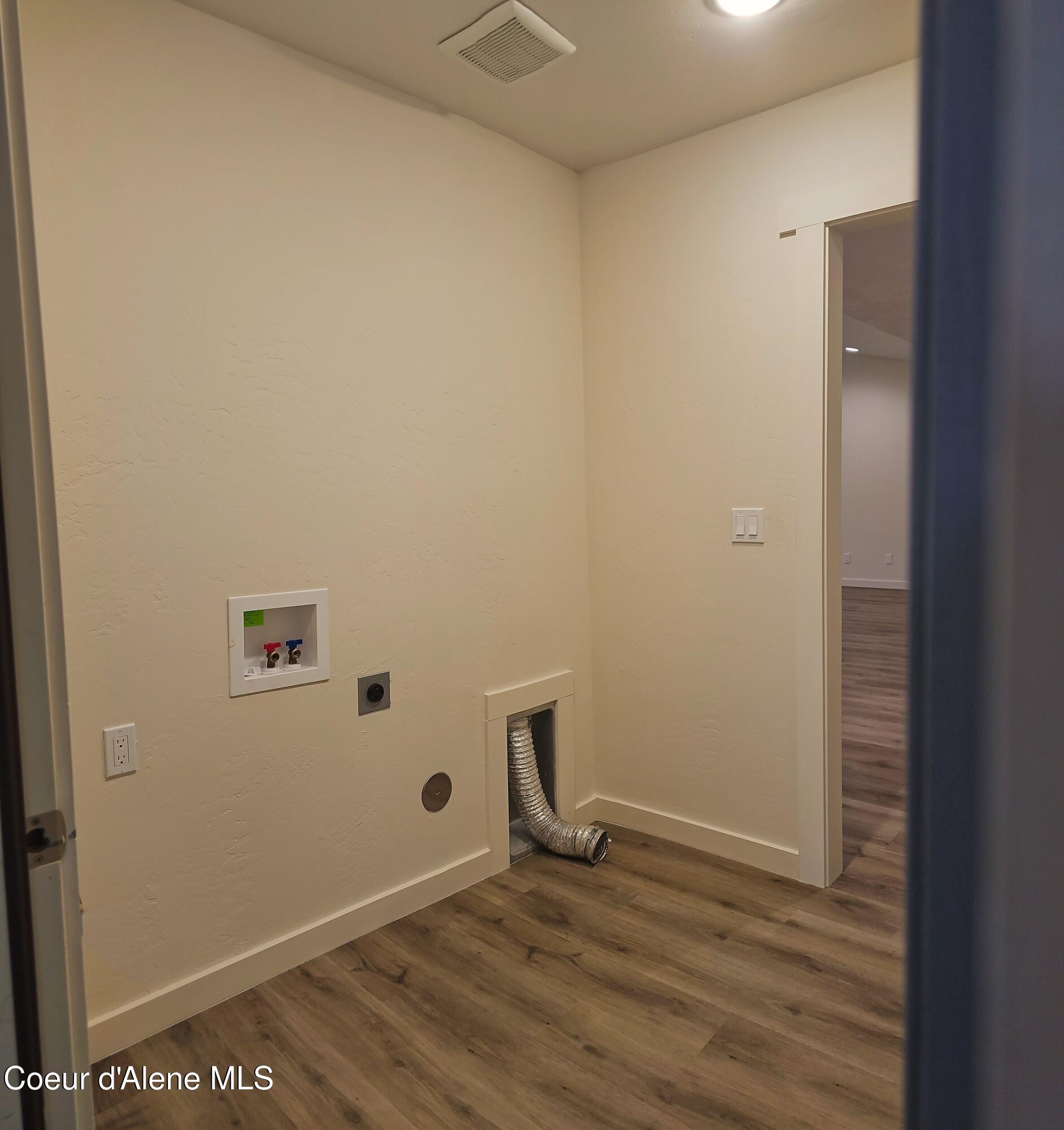 389 Hardy Loop Bonners Ferry, ID 83805 - Photo 26 of 28 20260626_080843