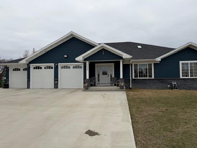 208 South Delaware Court Fulda, MN 56131 - Photo 3 of 37