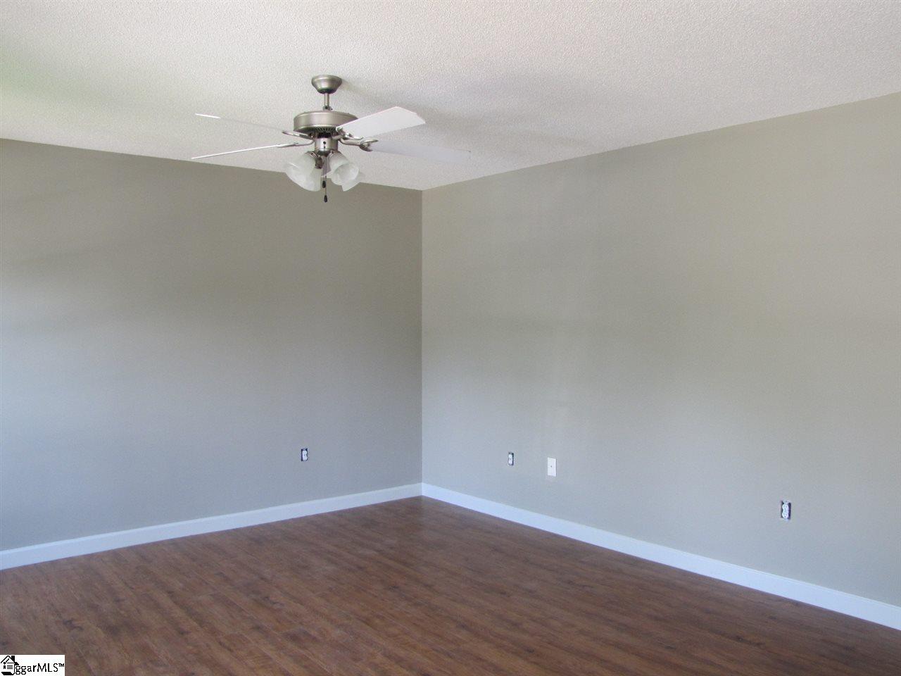357 Bishop Hicks Court Inman, SC 29349 - Photo 3 of 21