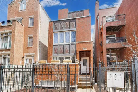 $750,000 | 2851 North Damen Avenue, Unit 1, Chicago, IL 60618