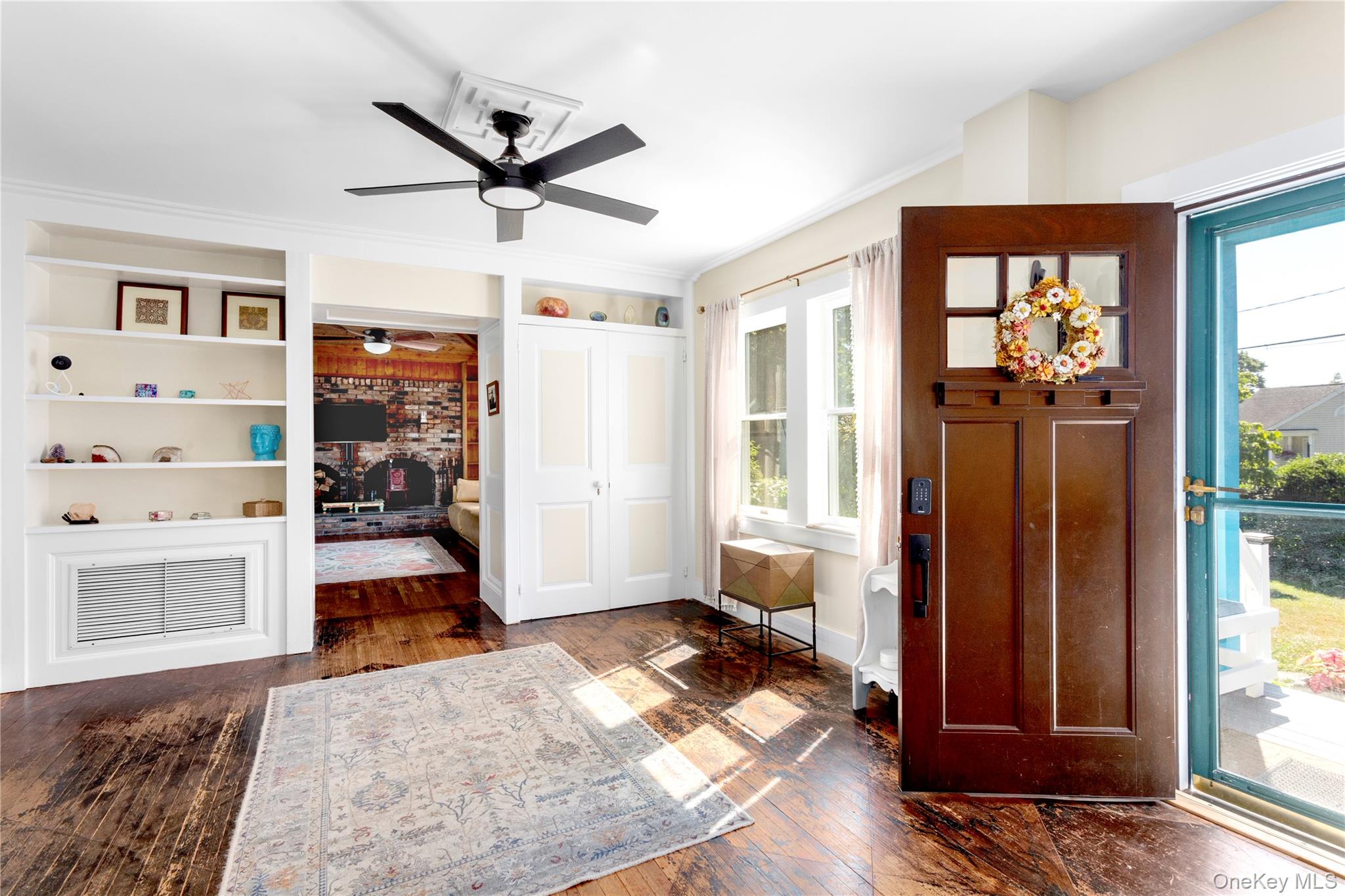 65 Hedge Road East Patchogue, NY 11772 - Photo 2 of 21 Main House