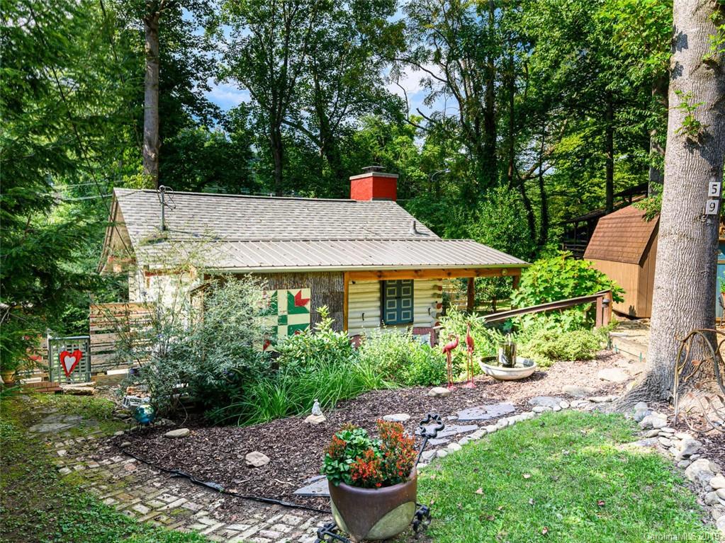 59 Pinewood Road Asheville, NC 28805 - Photo 1 of 41 Gallery Image 1