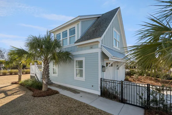$1,975,000 | 3803 Sawyers Island Drive, Mount Pleasant, SC 29466