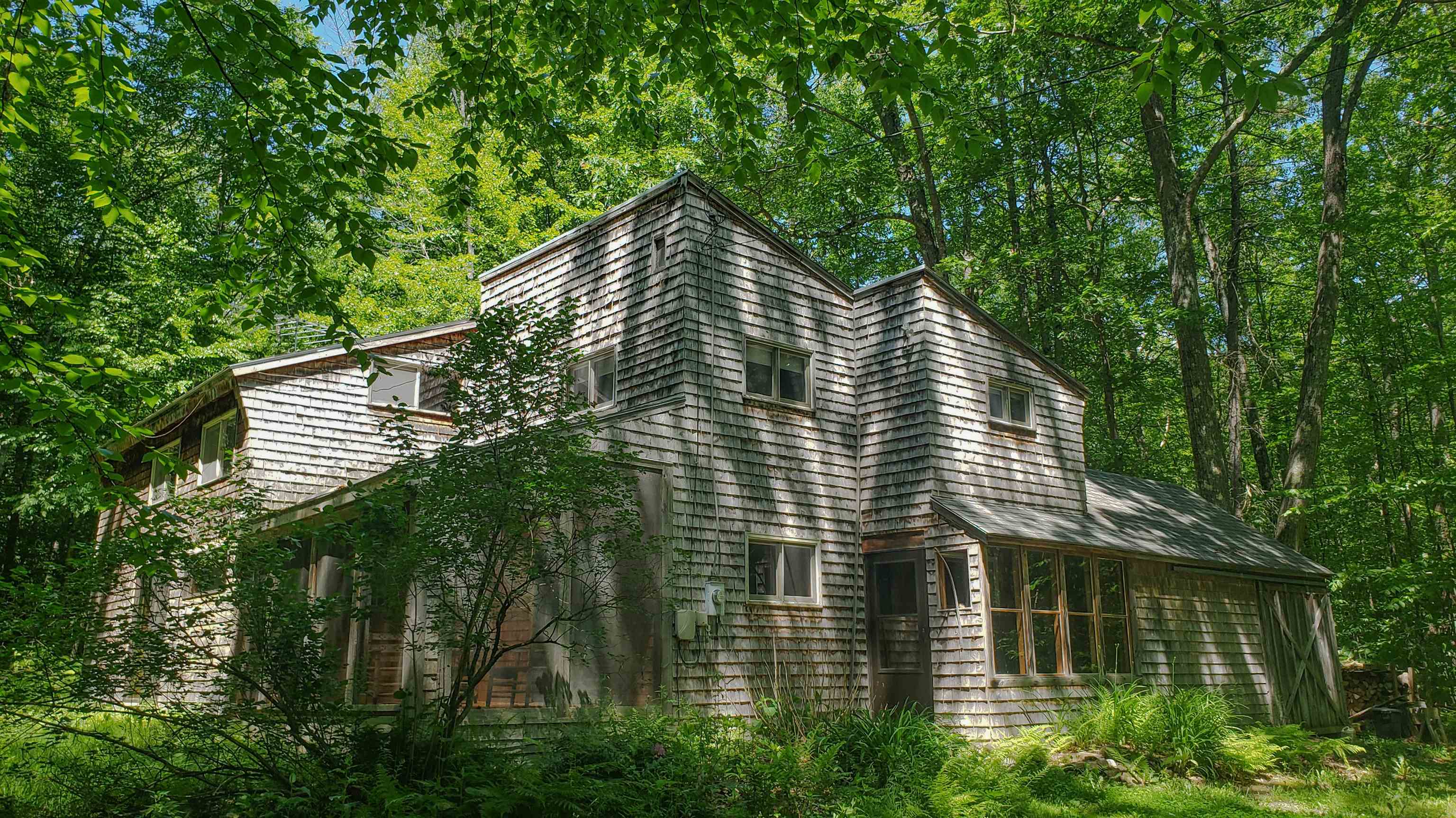 416 S Road Salisbury, NH 03268 - Photo 1 of 26