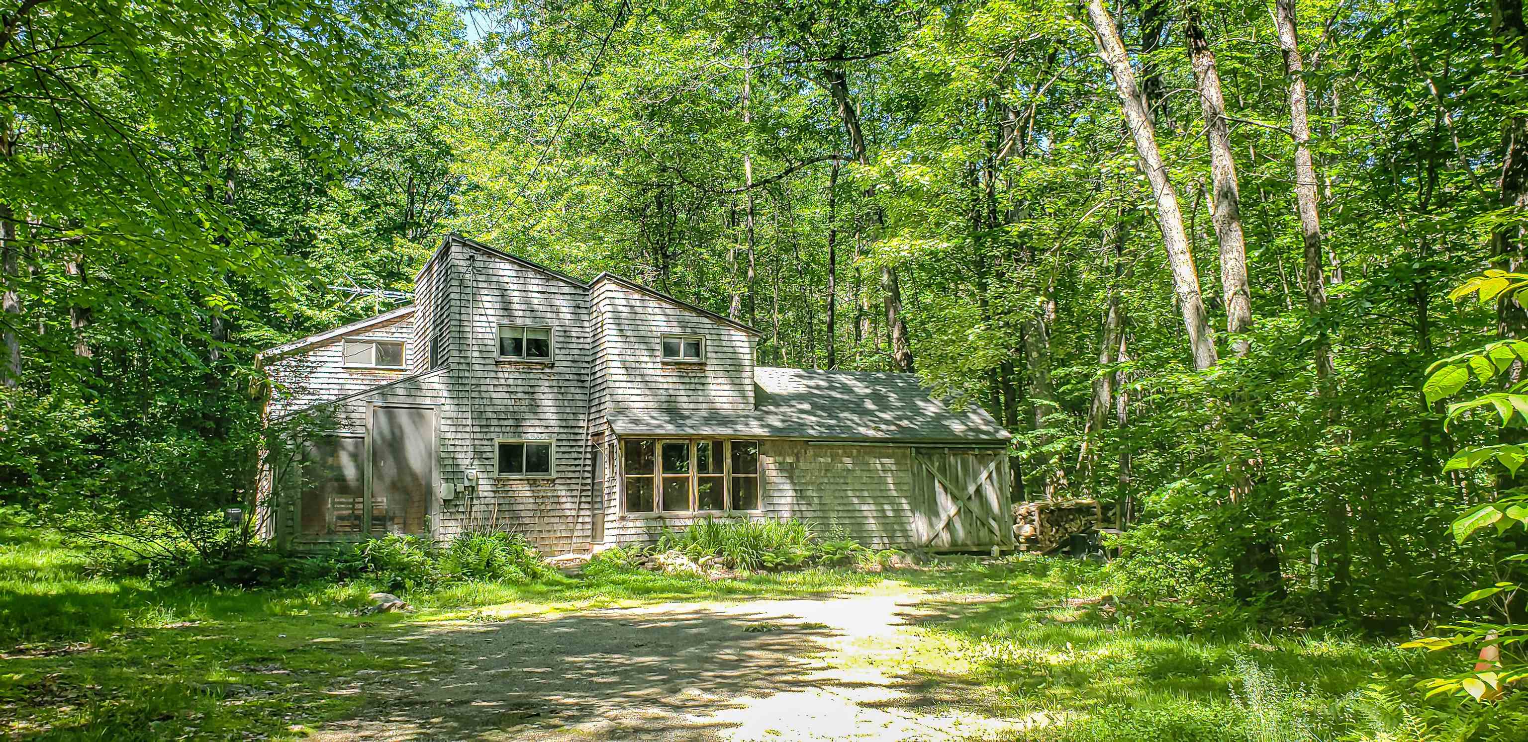 416 S Road Salisbury, NH 03268 - Photo 3 of 26